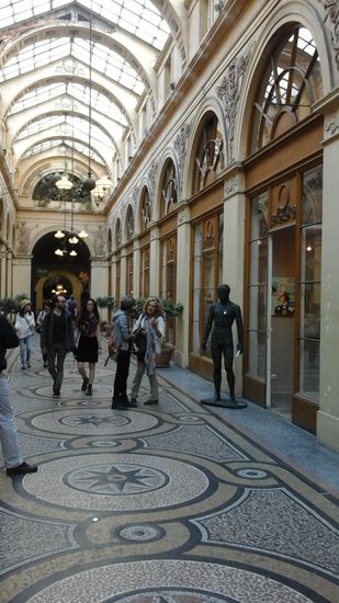 Paris Gallerie d'Art VIVIENNE